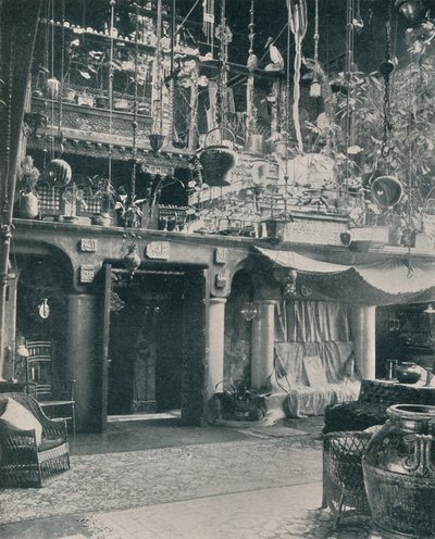 1897年，路易·蒂法尼先生工作室的一个角落 作者 不明