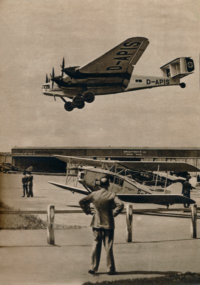 一架德国容克客机抵达克罗伊登机场，c1934 c1937 作者 不明