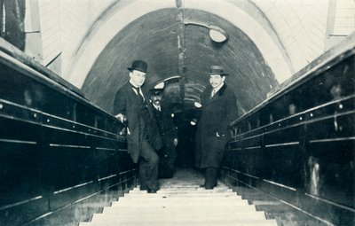 移动楼梯，1922年。 作者 不明