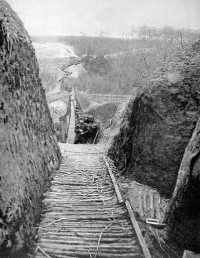 一次战trench和通向战线的路径，法国，第一次世界大战，1915年 作者 不明