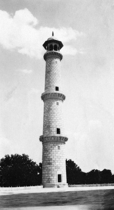 1916-1917年，印度阿格拉泰姬陵的宣礼塔 作者 不明