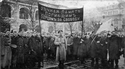 1917年，俄罗斯二月革命受害者哀悼仪式。 作者 不明