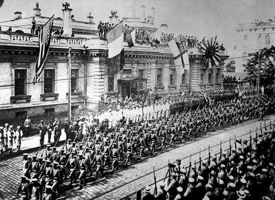 1918年9月，俄罗斯海参div的盟军士兵和水手 作者 不明