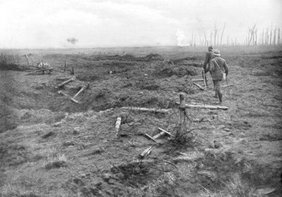 1917年7月31日，盟军在比利时的伊塞尔运河 作者 不明