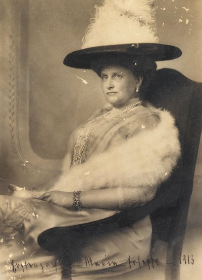 奥地利大公爵夫人玛丽亚·约瑟夫（Maria Josepha），1867-1944年，萨克森公主，1913年。 作者 不明