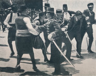加夫里洛·普林西普（Gavrilo Princip）被捕，弗朗兹·斐迪南大公（1914） 作者 不明