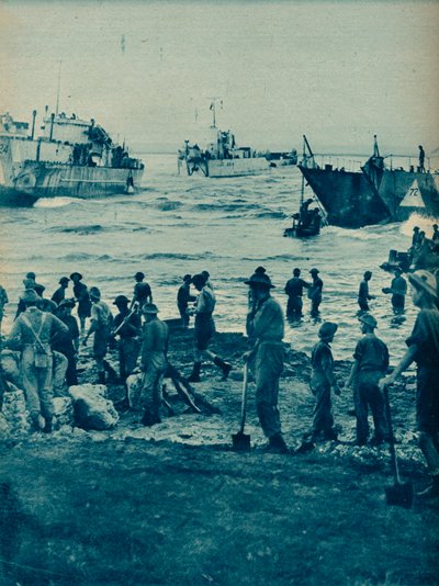 入侵日那天太阳升起：用镐和铲子清理道路，1943-44年 作者 不明