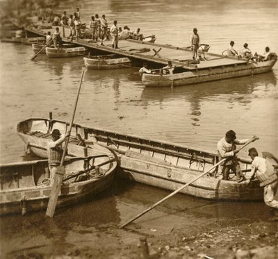组装浮桥c1914-c1918 作者 不明