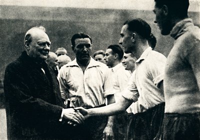 1941年10月4日，英格兰温布利足球协会诉苏格兰，1945年。 作者 不明