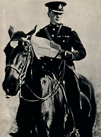 1915年，1945年重新参军。 作者 不明