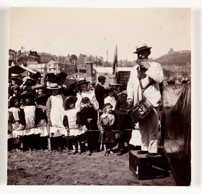 Beach entertainer, c 1905 作者 不明