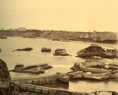 比亚里茨（Biarritz）-概述取自Altaay，建于1930年。 作者 不明