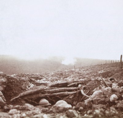 轰炸，法国北部Dead Mans Hill的Le Mort Homme，c1914-c1918。 作者 不明