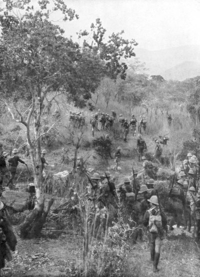 第一次世界大战，1915年，在德意志东非边界上的灌木丛中的英军 作者 不明
