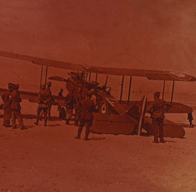 损坏的英国飞机c1914-c1918。 作者 不明