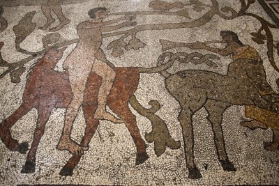 Central nave mosaic on the floor of Otranto duomo : riders, Otranto, Italie 作者 不明