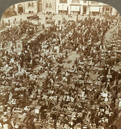 克里斯蒂安尼亚最大的市场，挪威，约建于1905年。 作者 不明