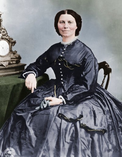 克拉拉·巴顿（Clara Barton）1821-1912，红十字会美国分会的创始人 作者 不明