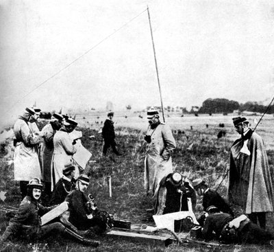 接收电话指示的德国侦察兵公司，第一次世界大战，1914年 作者 不明