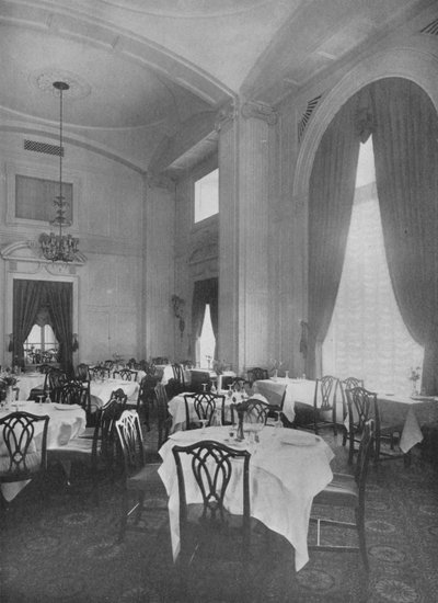 1924年，纽约罗斯福酒店，主餐厅一角显示出精美的殖民细节 作者 不明