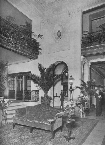 主大厅的一角，朝办公室看，罗斯福酒店，纽约市，1924年 作者 不明