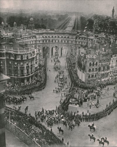 乔治五世国王和玛丽皇后的加冕典礼，伦敦，1911年。 作者 不明