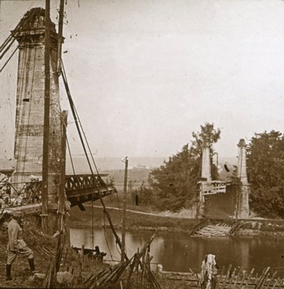 法国北部多曼斯损坏的桥，c1914-c1918 作者 不明