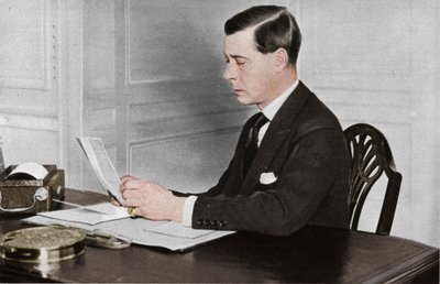 爱德华八世在伦敦圣詹姆斯宫的办公室工作，1936年 作者 不明