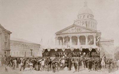 1870-1871年，巴黎万神殿广场上的国民警卫队招募志愿者 作者 不明