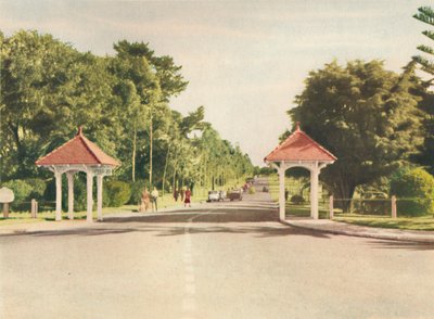 国王公园入口，建于1947年。 作者 不明