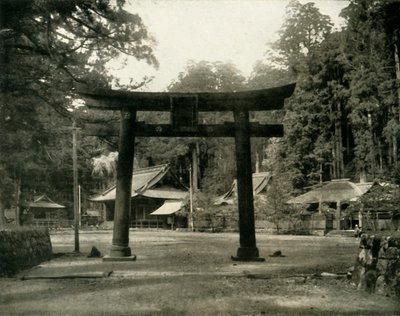 1936年，日本日光区的神道教神庙入口。 作者 不明