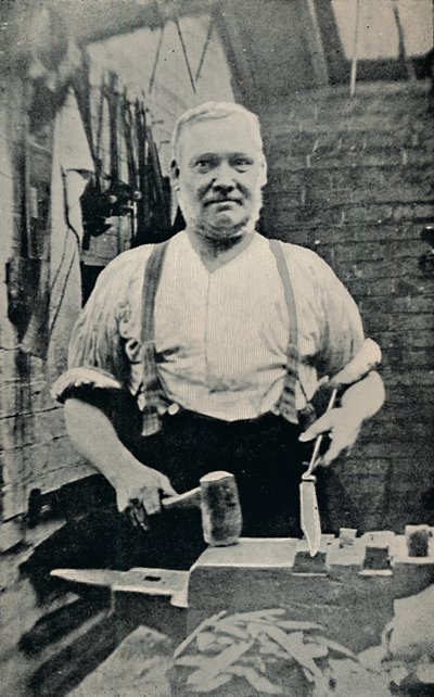 锻造刀片，c1917 作者 不明