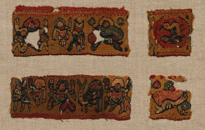 一件外衣的伽马迪翁边界的四个碎片，400-600年代。 作者 不明