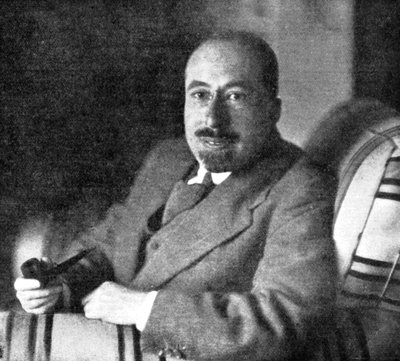 弗兰克·亚瑟·斯温纳顿（Frank Arthur Swinnerton）1884-1982，英国评论家和小说家，二十世纪初 作者 不明