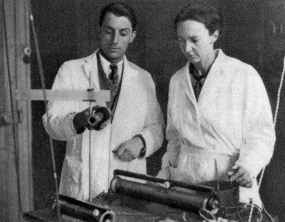 法国科学家Frederic Joliot和Irene Joliot-Curie，1935年 作者 不明