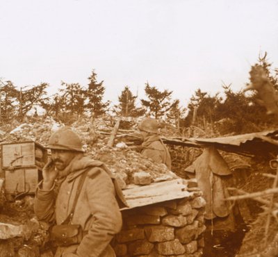 前线，凡尔登，法国北部，1916年 作者 不明