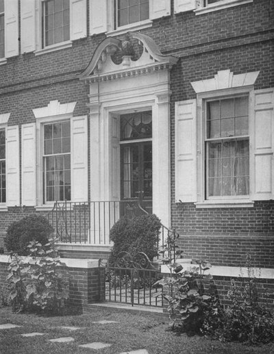 1924年，纽约市安妮·摩根小姐的房子的花园入口 作者 不明