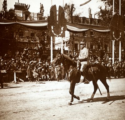 图卢将军将军参加胜利大游行，法国巴黎，c1918-c1919 作者 不明