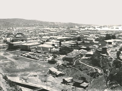 1895年，智利瓦尔帕莱索，城市全景。 作者 不明