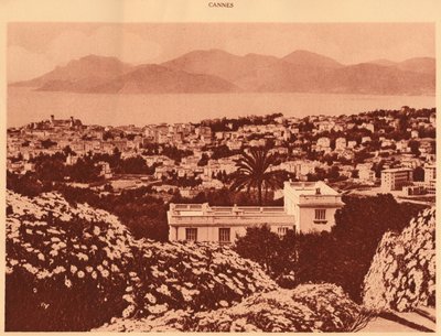 从戛纳佩祖拍摄的全景，1930年。 作者 不明