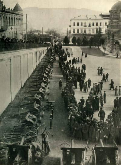 第一次世界大战，c1915，c1920被俄国军队俘获的德国枪支。 作者 不明