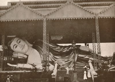 1900年，Pegu硕大的佛像。 作者 不明