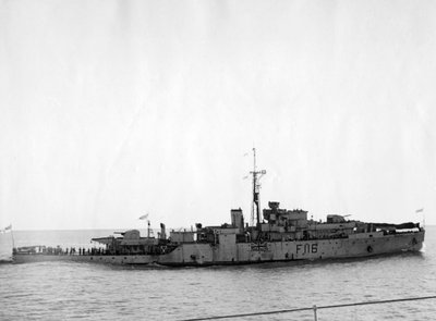 HMS紫水晶，于1949年4月20日在长江上行动后 作者 不明