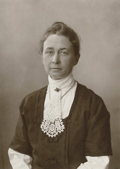 Hilma af Klint , 1910年代。 作者 不明