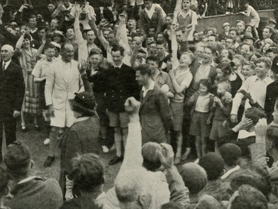 1937年在索思沃尔德的男孩营中Ma下。 作者 不明