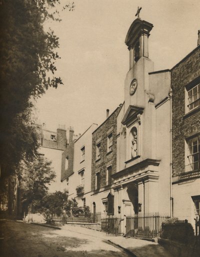 霍利广场（Holly Place），汉普斯特德山（Hampstead Hill）旁的一条安静小路，摄于1935年。 作者 不明