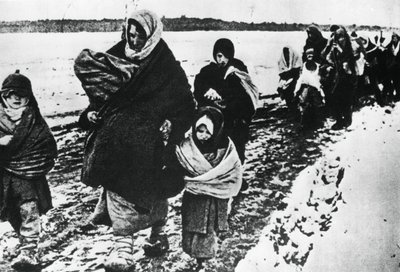 1941年，俄罗斯，无家可归的难民妇女和儿童 作者 不明