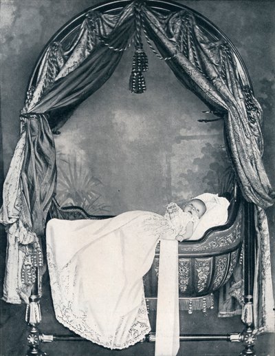 命运婴儿-不到六个月大爱德华八世，1894年，1936年 作者 不明