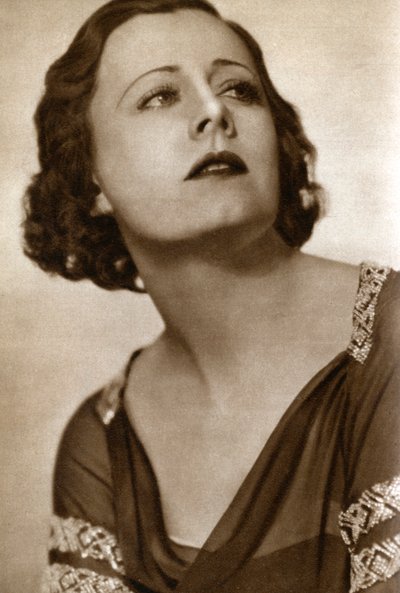 艾琳·邓恩（Irene Dunne），美国女演员，1933年 作者 不明