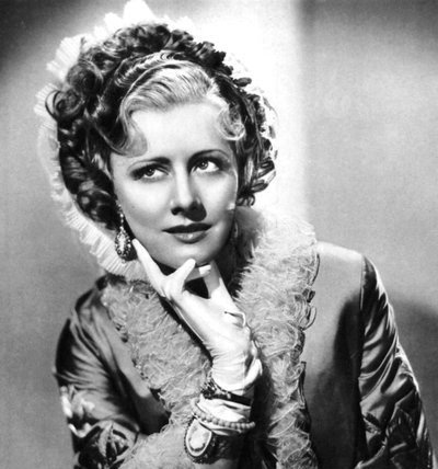 艾琳·邓恩（Irene Dunne），美国电影演员兼歌手，1934-1935年 作者 不明